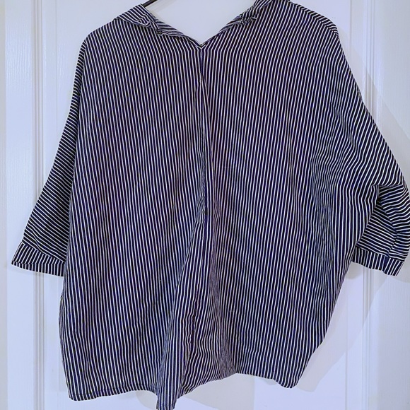 Japanese boxy top, black and white stripes, size M - Picture 1 of 7